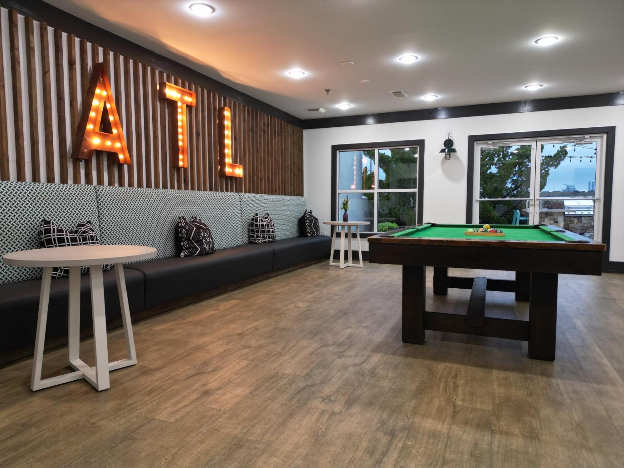 Apartment Live Like Royalty In Buckhead Atlanta
